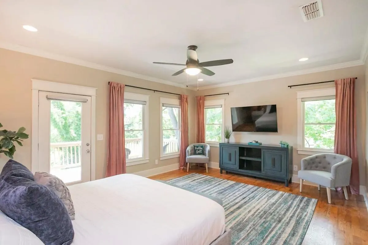 Holiday home Epic Deck 4 Miles To Dwntn Arcade Games & More Nashville United States
