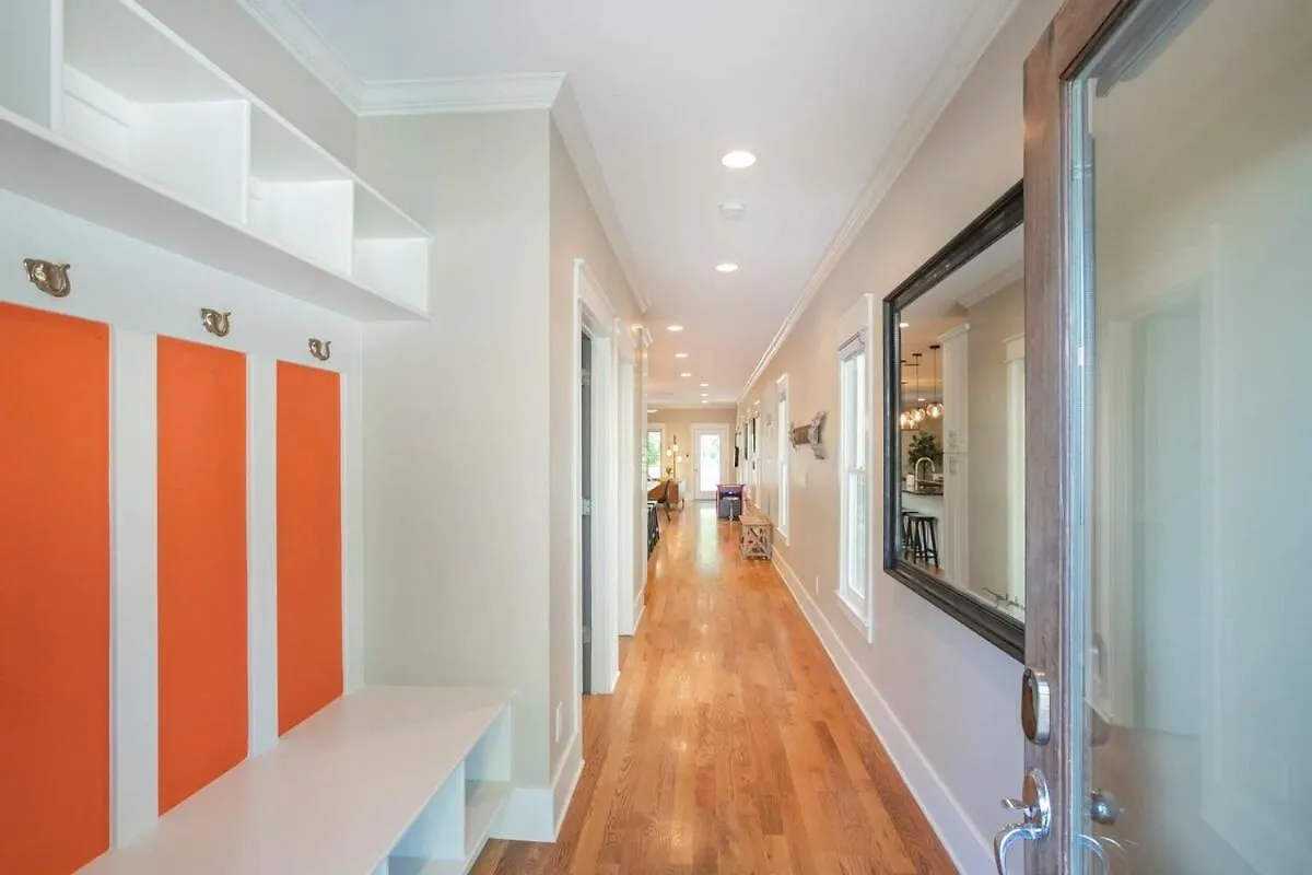 Epic Deck 4 Miles To Dwntn Arcade Games & More Nashville Holiday home