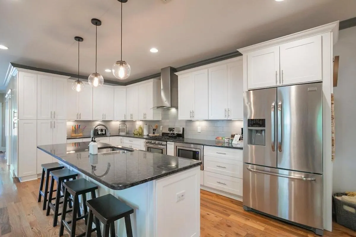 Epic Deck 4 Miles To Dwntn Arcade Games & More Nashville Holiday home